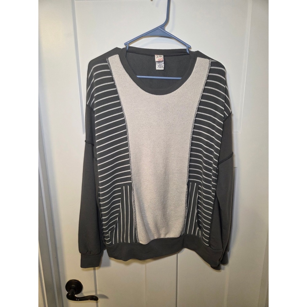 7th Ray Mixed Media Striped Sweatshirt Gray Cream XL T-5721